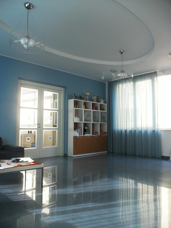 Rock Garden Bed & Breakfast กาเอตา ภายนอก รูปภาพ